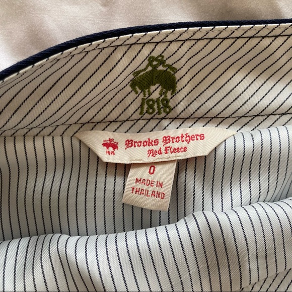 Brooks Brothers navy mini skirt with front pockets & purple trim - Picture 8 of 13